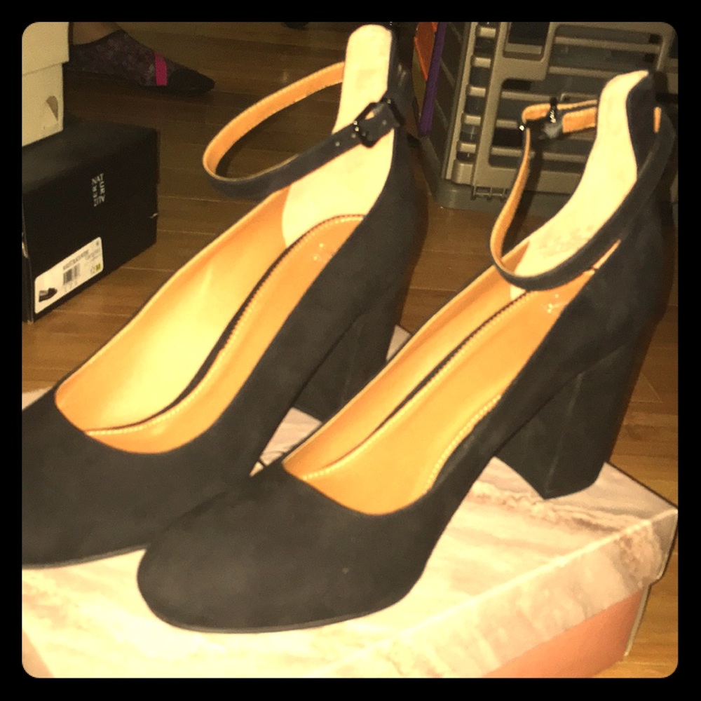 Sarto Black Heels